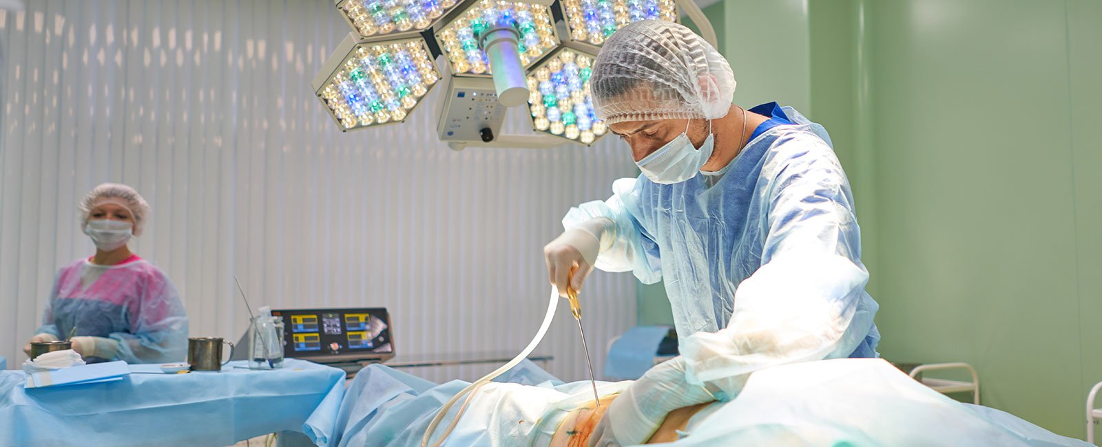 What is a Plastic Surgeon?